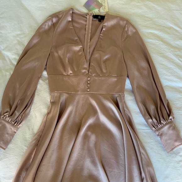 Missguided Satin Dress - Picture 5 of 6